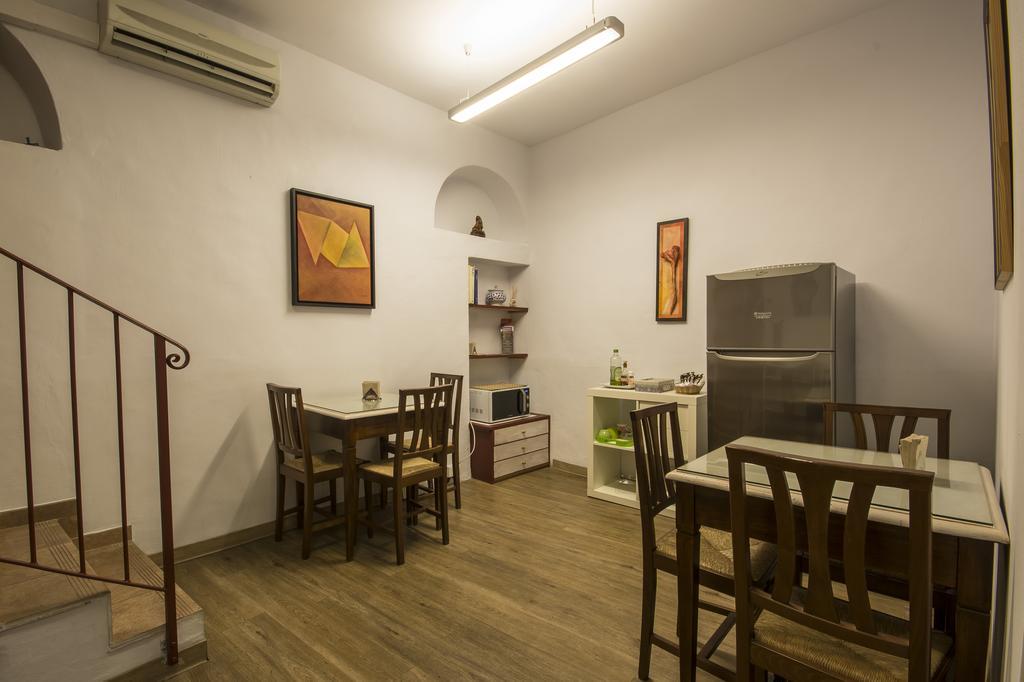 Piazza Paradiso Accommodation Siena Exteriör bild
