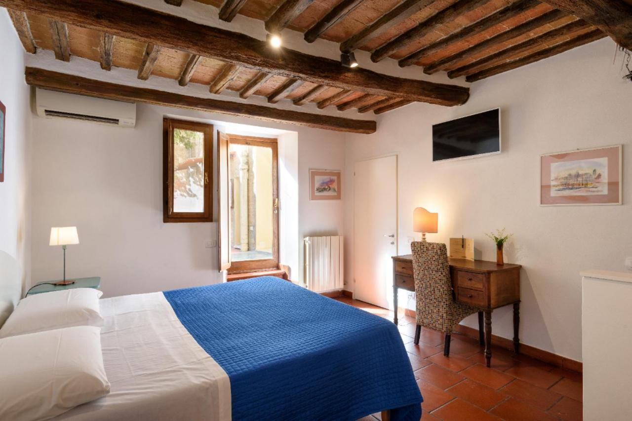 Piazza Paradiso Accommodation Siena Exteriör bild