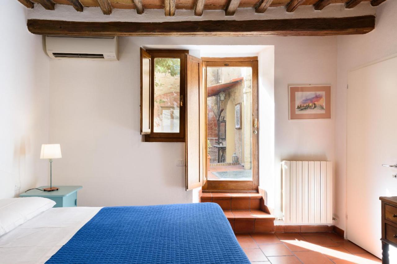 Piazza Paradiso Accommodation Siena Exteriör bild